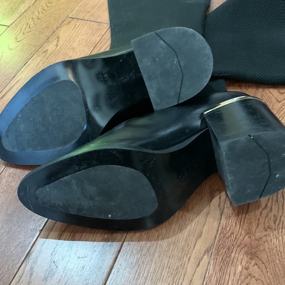 Universal Standard Lisbon Boot - Picture 3 of 5